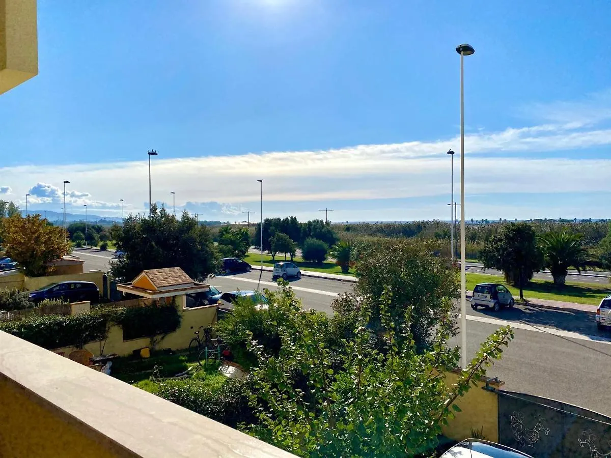 Bed and Breakfast Il Fenicottero Quartu SantʼElena Italia