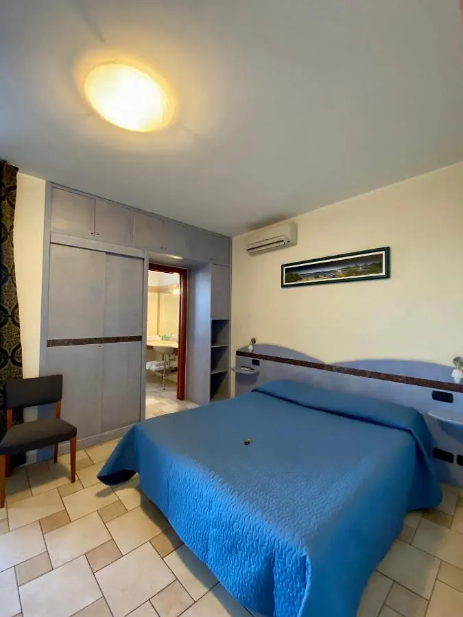 Bed and Breakfast Il Fenicottero Quartu SantʼElena Bed & Breakfast